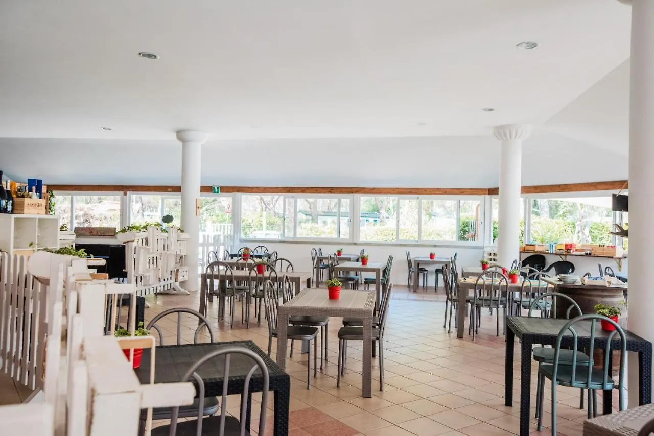 Camping Arcobaleno Marina Di Bibbona 3*,